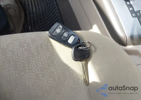 2010 Hyundai Elantra Blue z USA, uszkodzony, nr VIN KMHDU4ADXAU878863